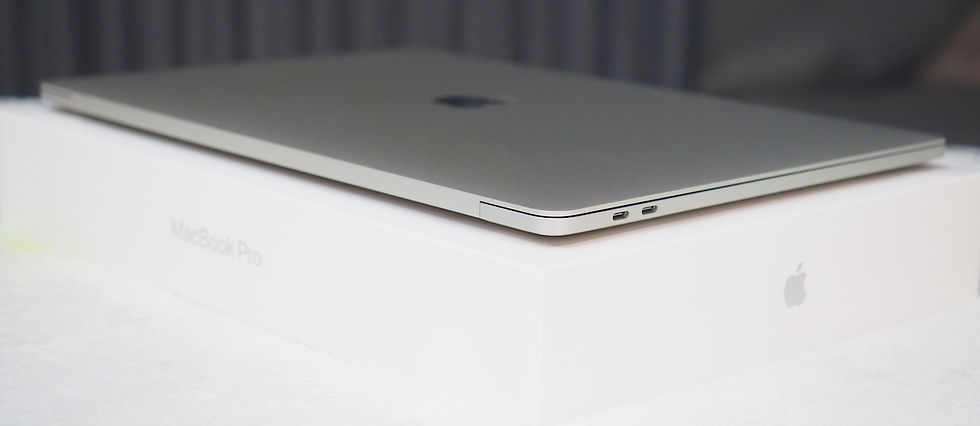 Thumbnail: MacBook Pro 15" Touch Bar Core i9 2.3 GHz. 8-Core 2019 รหัสสินค้า : 0202