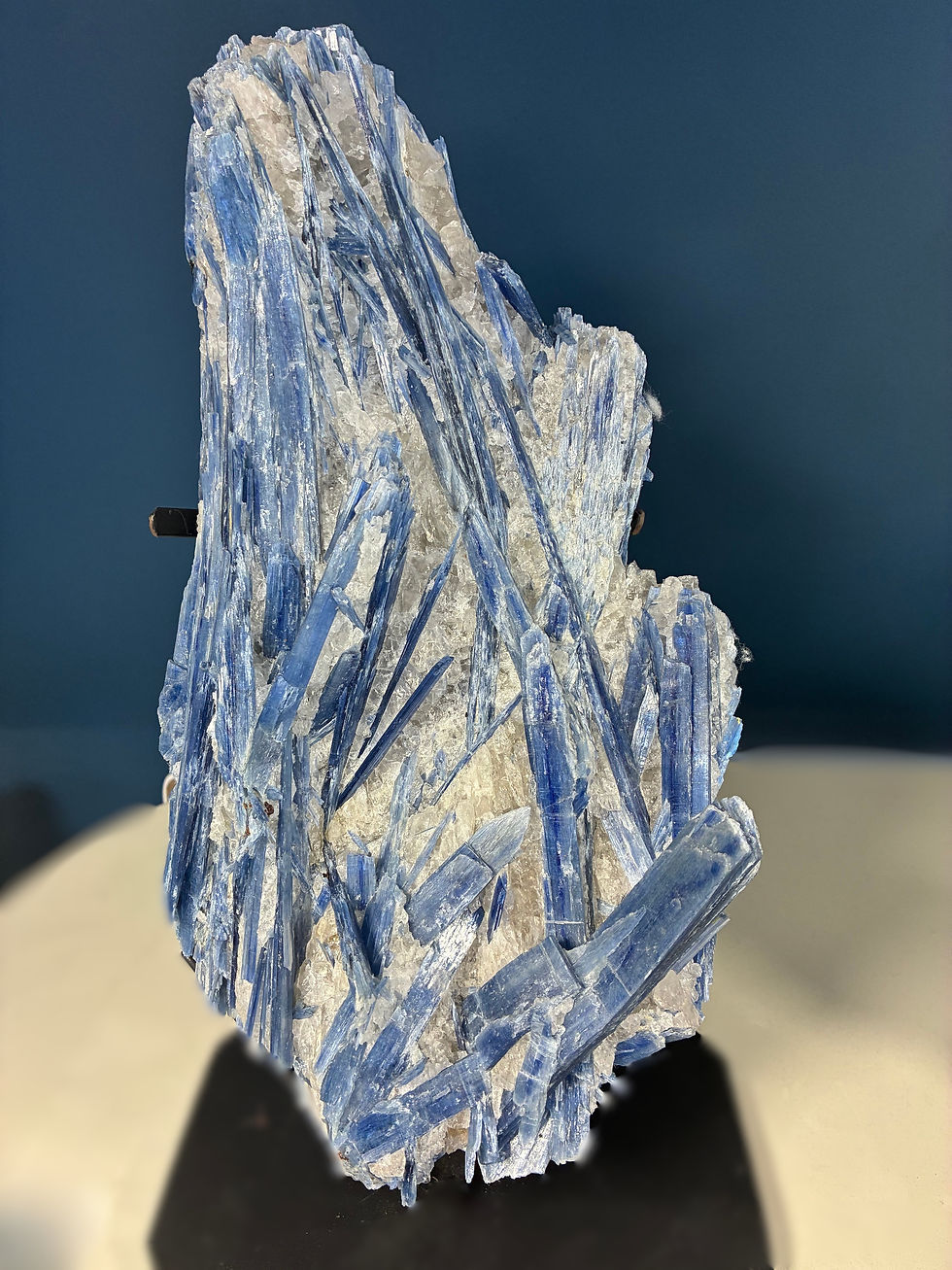 Thumbnail: Cyanite Naturelle du Brésil – Pièce de Collection