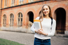 Why You Should Keep Your Class Load Light as a Freshman