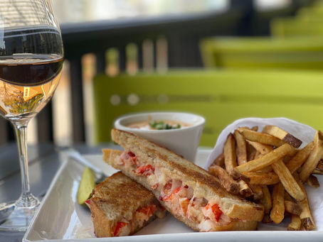 Craving Seafood? Dive Into the Best Fish & Sushi Dinner in CT at Go Fish Restaurant