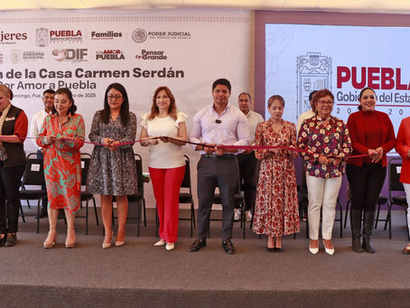Ceci Arellano inaugura "Casa Carmen Serdán" en Cuautlancingo