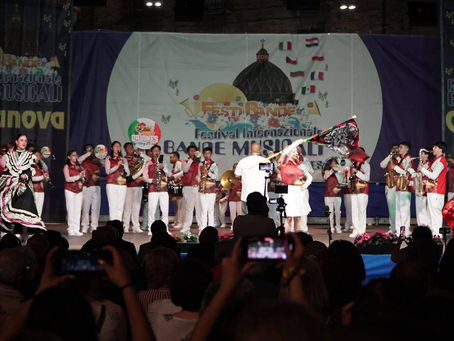 Oriones Marching Band, mil sueños y un solo corazón, de Puebla para Italia