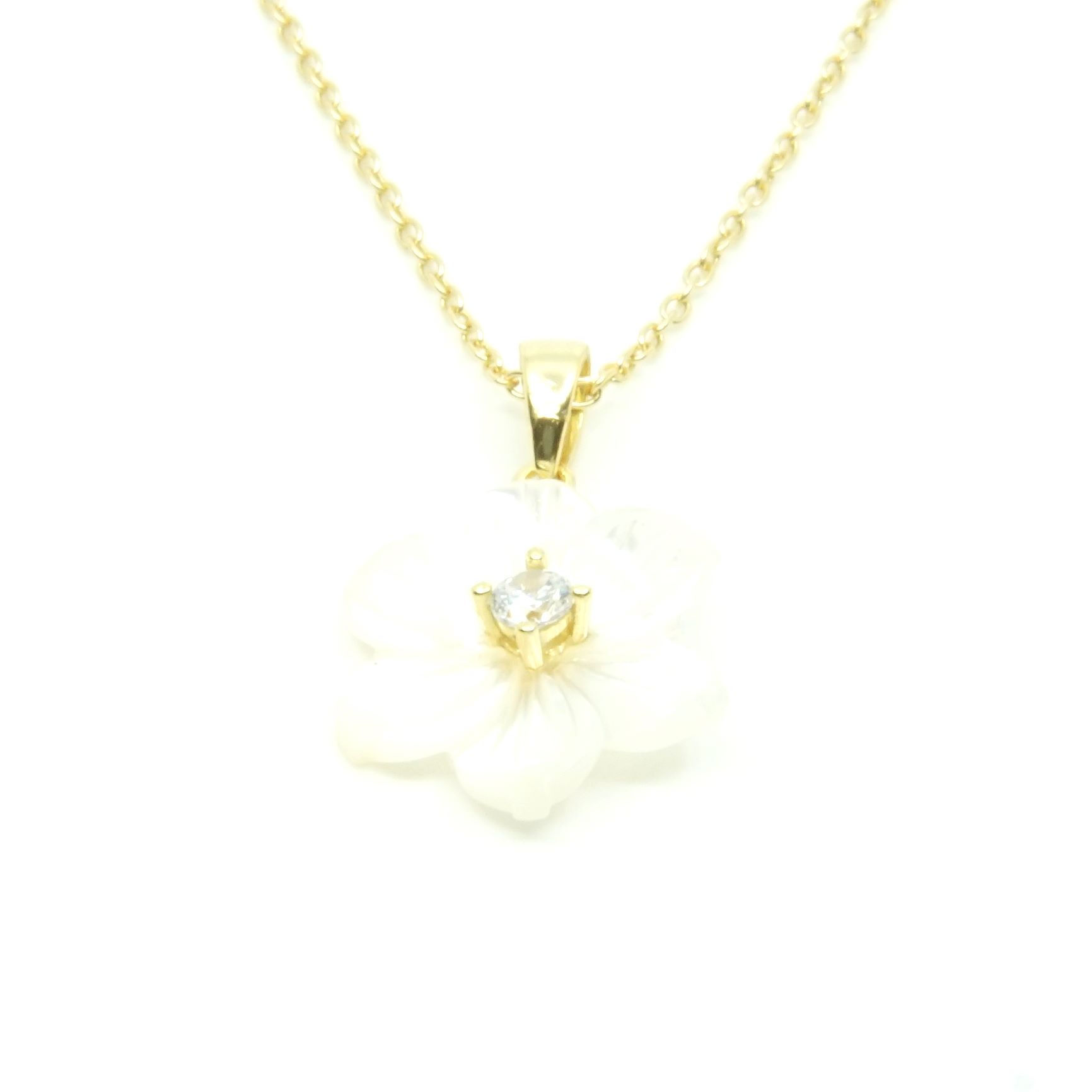 Small White Flower Necklace