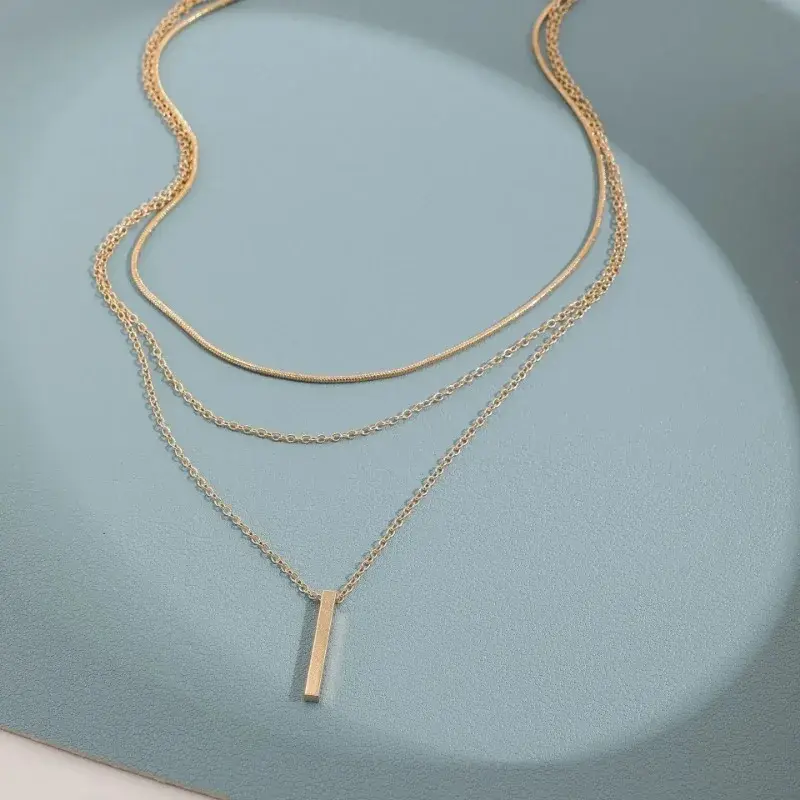 Thumbnail: Three-Layer Stacking Necklace 