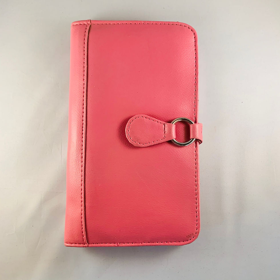 Bifold pink shear case with snap closure