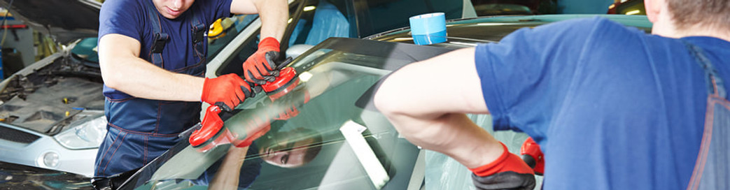 corona-windshield-repair-pros-car-window-replacement-2_1_orig.jpg