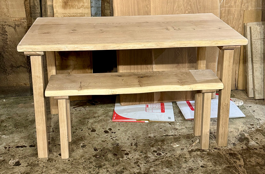 Small oak planked live edge table and bench pic 5.HEIC