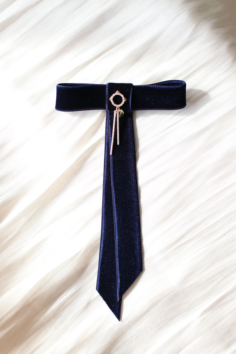 サムネイル： classic jewelry velvet hairdress navy
