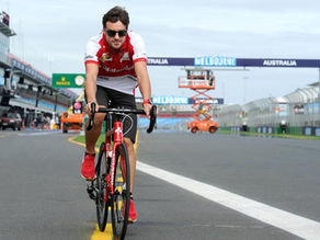 Fernando Alonso, un icono del automovilismo con una gran pasión por el ciclismo