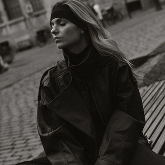 branding - behind the vibe 