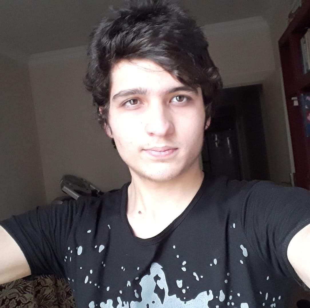 Yazarın fotoğrafı: Hubeyb Öndeş