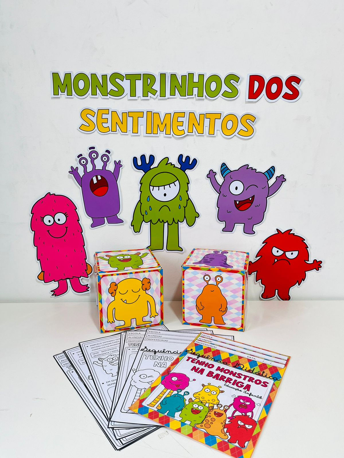 PROJETO TENHO MONSTROS NA BARRIGA