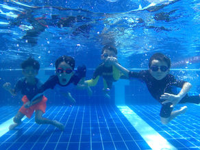 What are the benefits of SwimSafer classes in Singapore?