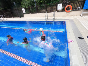 How Swimming Supports Fine-Tuning Movements in ADHD Kids