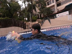 Teaching Floating and Kicking: Beginner Techniques for Babies