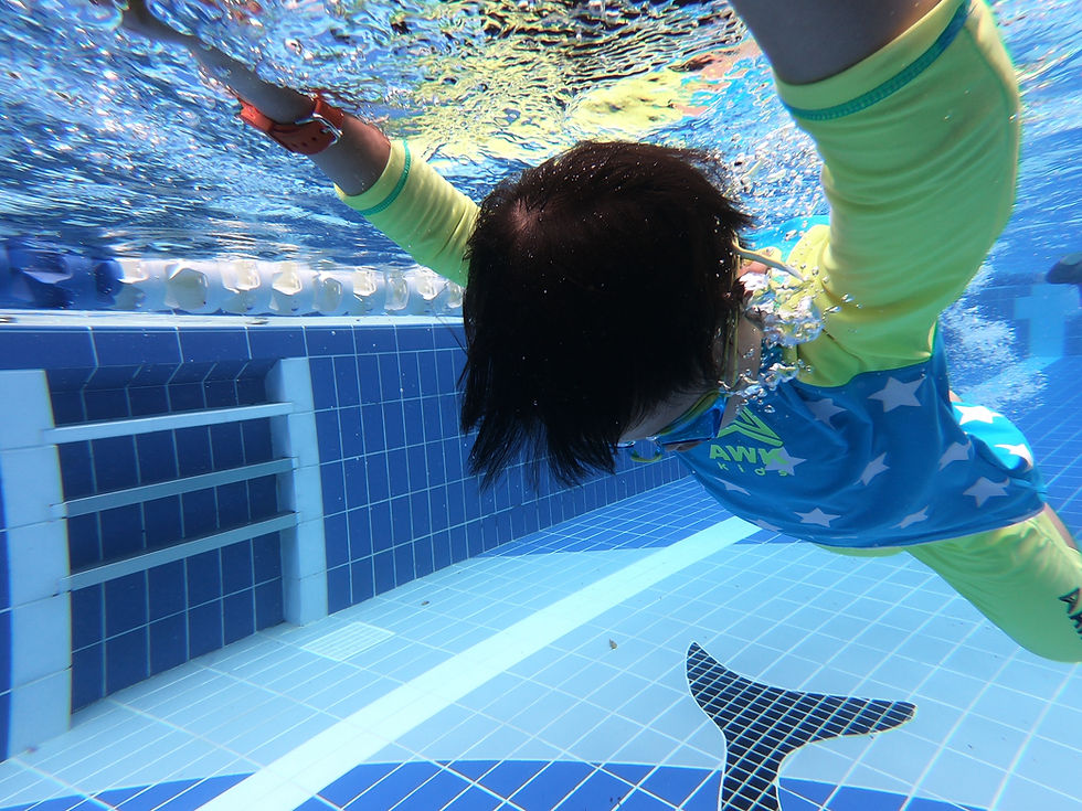 Front Crawl Techniques for Different Pool Sizes