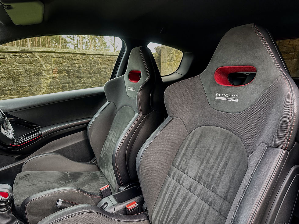 Thumbnail: 2015 Peugeot 208 GTI 30th Edition - Matte Black & Red 