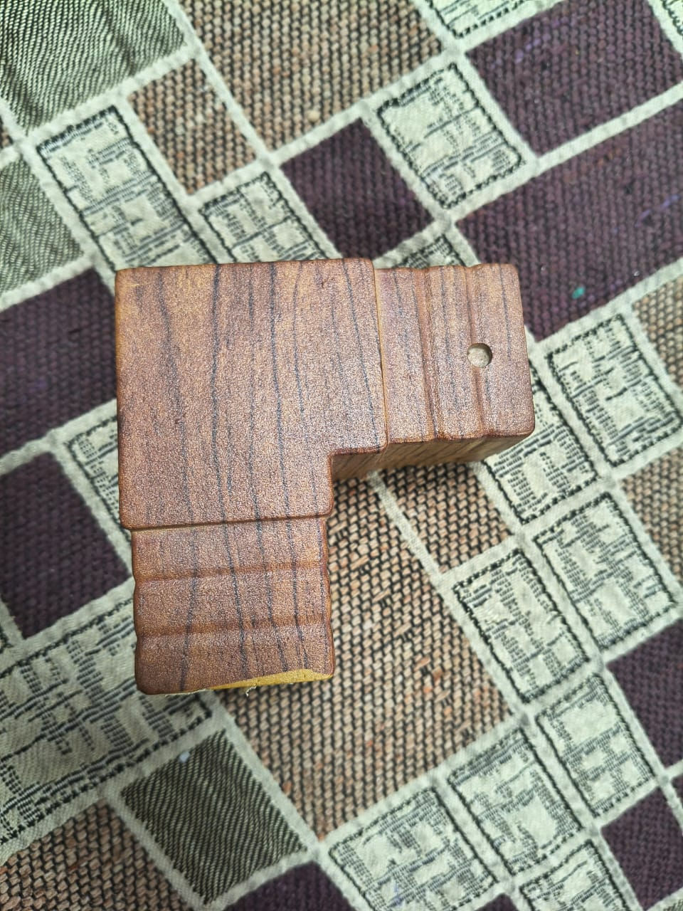 Thumbnail: 40x40  90 degree jointer