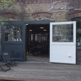 Frith Heyn - Bar Cafe Showroom