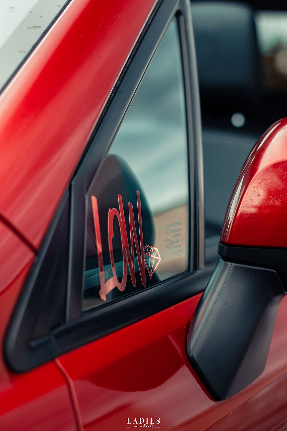 Miniature : Sticker - LOW