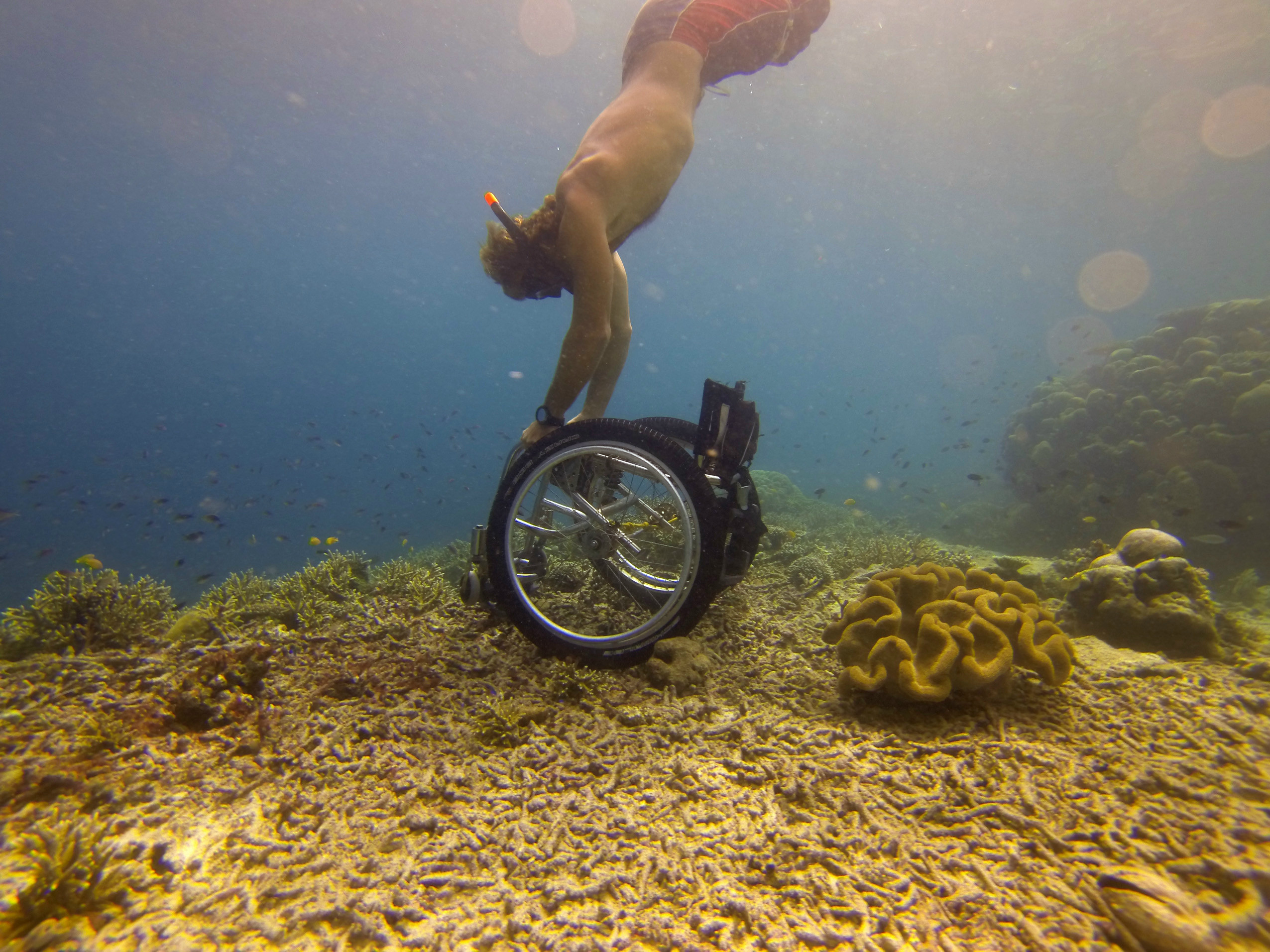 How Ocean Therapy Helped Me Recover From My Spinal Cord Injury