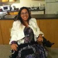 Writer: Frechena Russ