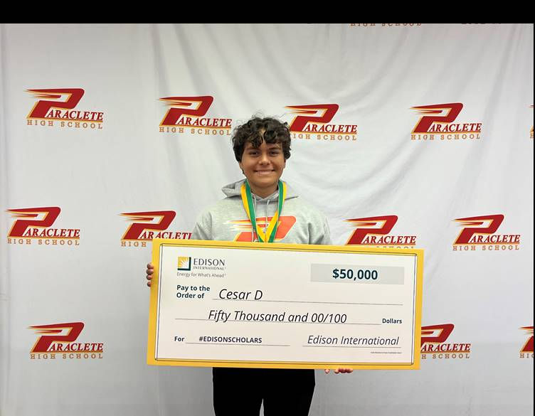 Cesar De La Cruz, winner of the Edison Scholars $50,000 scholarship.