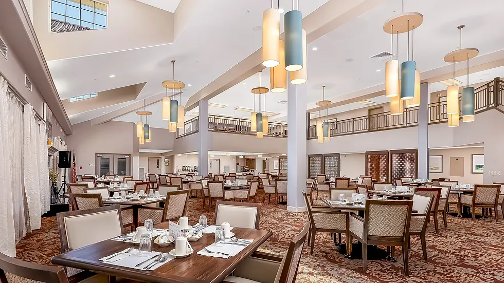 Photo credit: holidayseniorliving.com