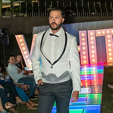 tuxedo_pasarela_hover.jpg
