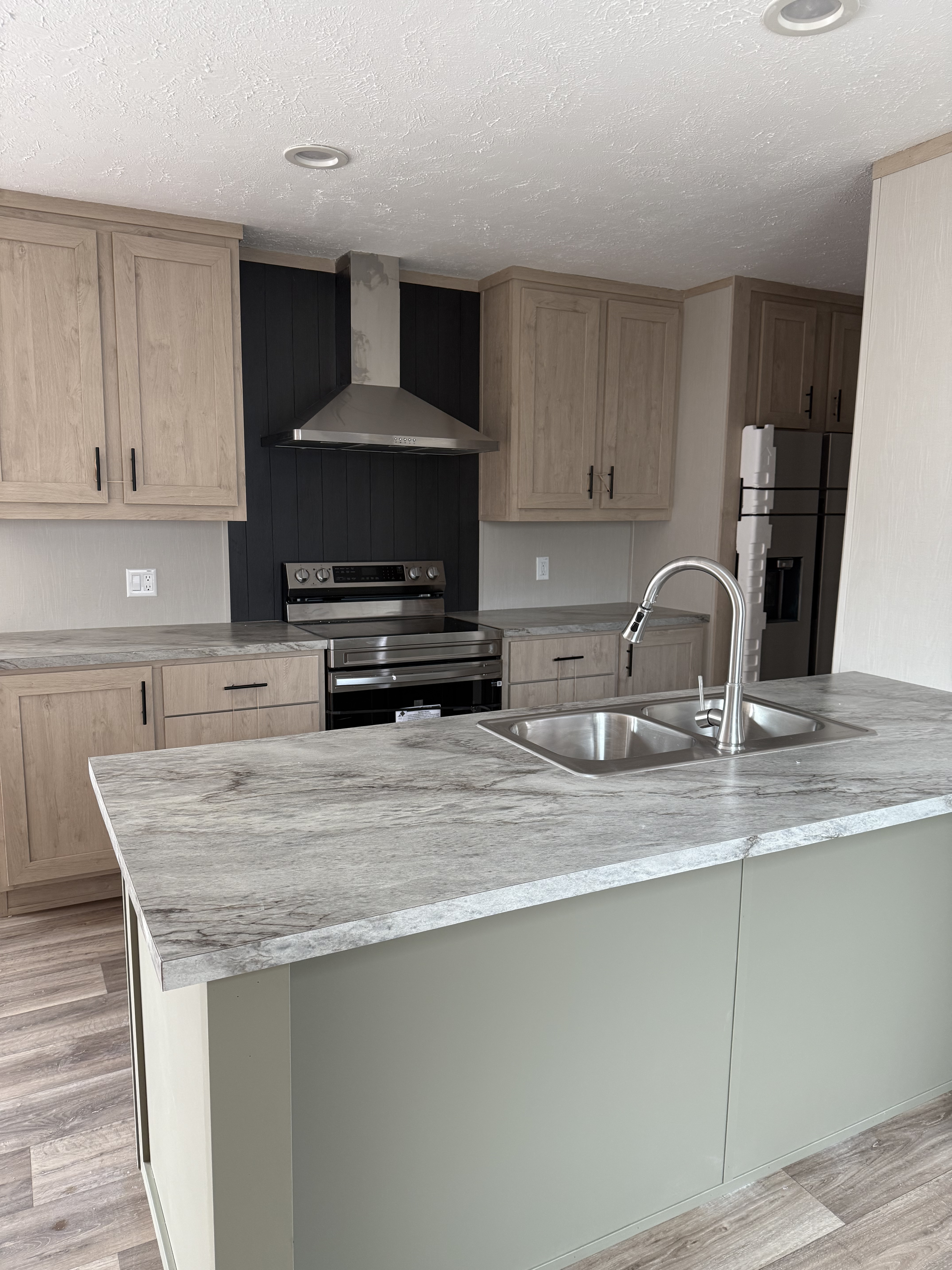 Lewis | 2 Bed | 2 Bath | 16x60
