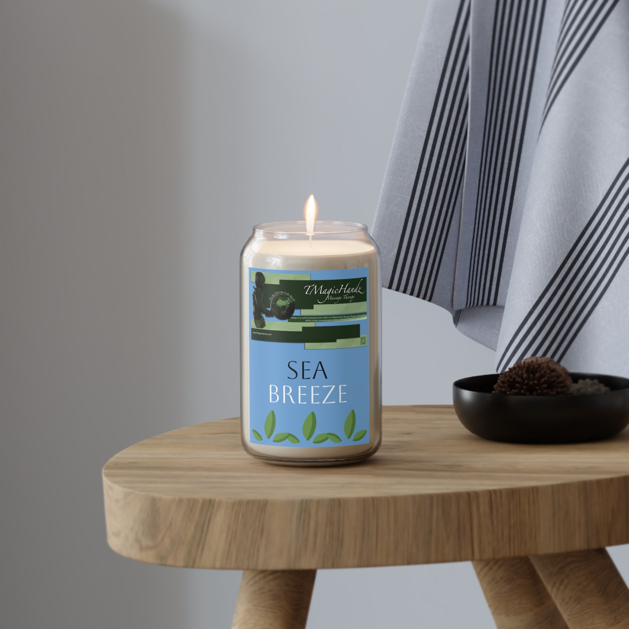 TMagicHandz® Sea Breeze Scented Candle (13.75oz)
