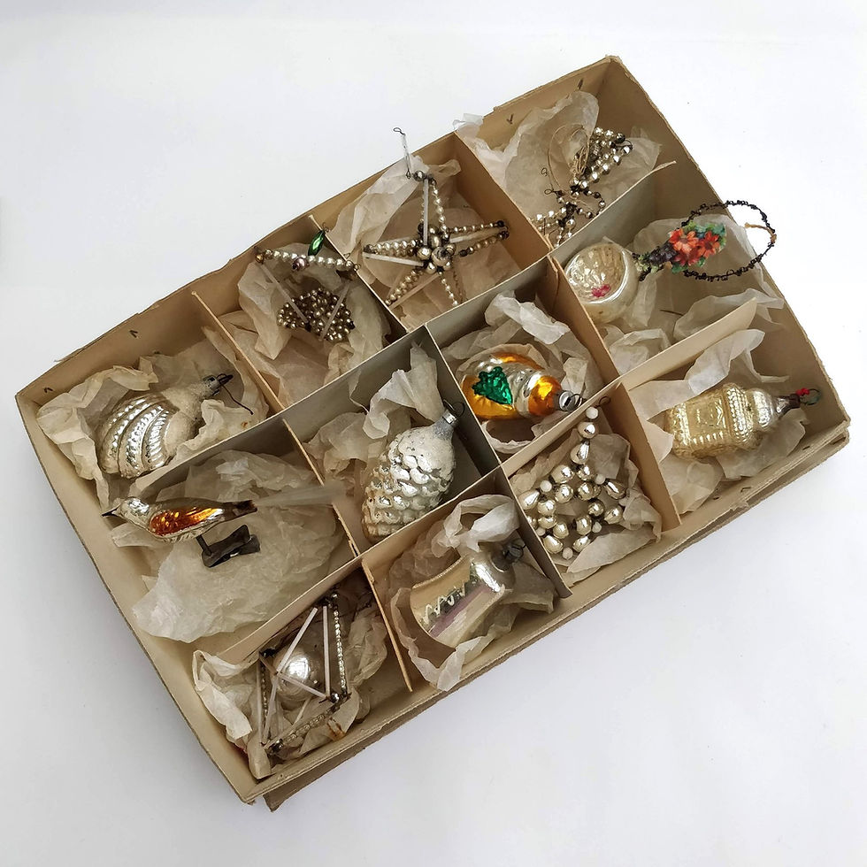 Thumbnail: Vintage christmas decorations