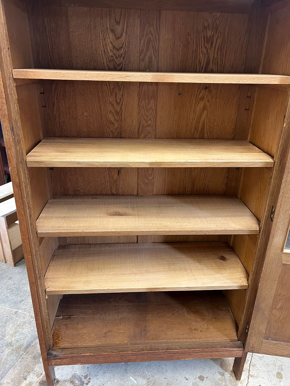 Thumbnail:  Arts & Crafts Oak cupboard 