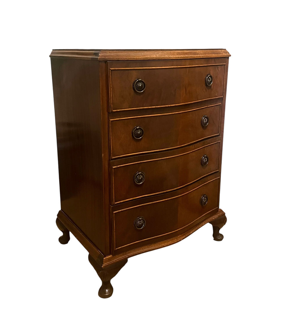 Thumbnail: Georgian style Serpentine chest of drawers 