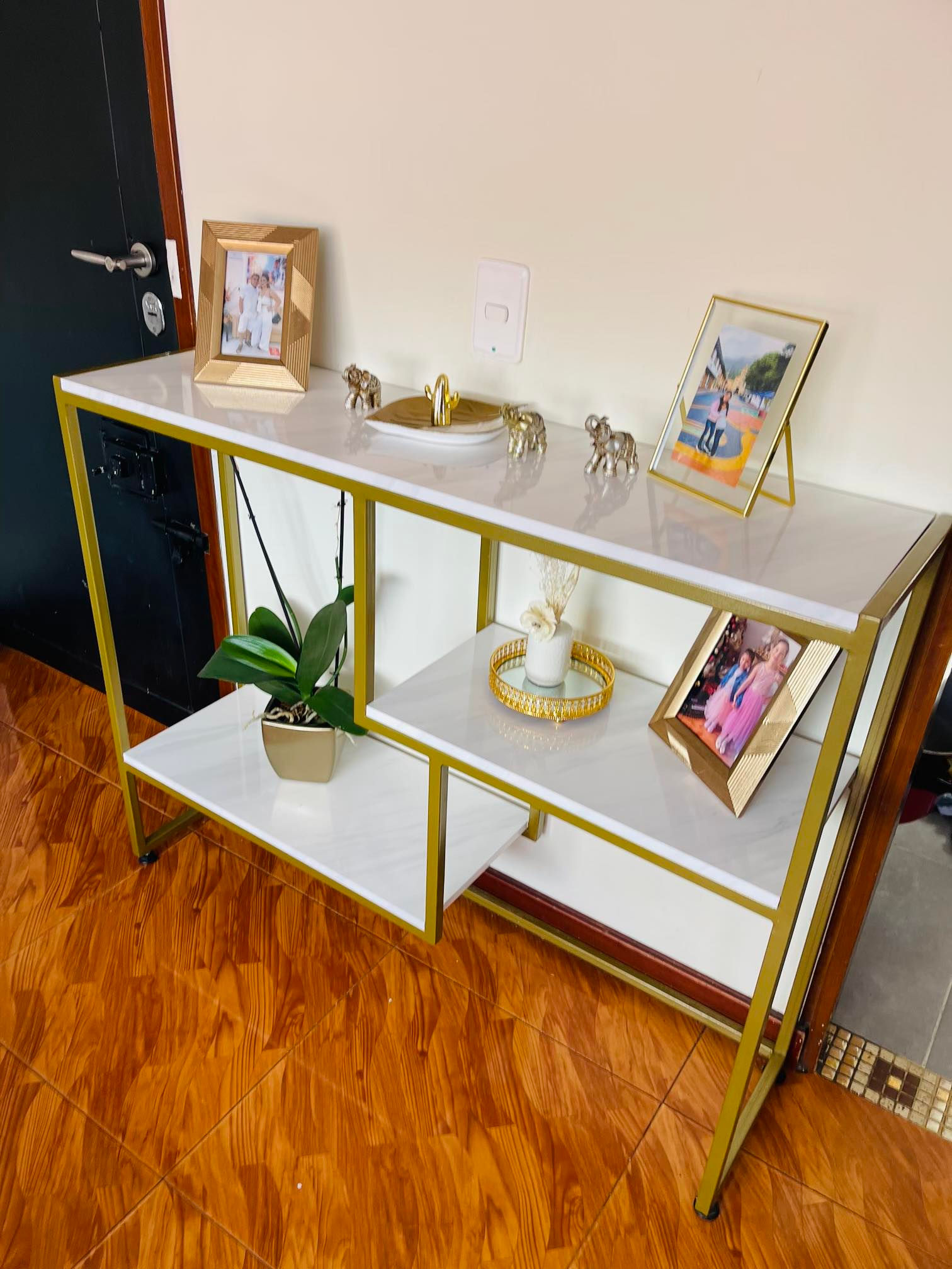 Recibidor Metal Madera Dorado Blanco laminado Dim. 110x30x100