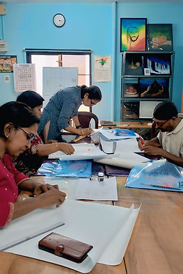 Students at Kerala mural workshop at Ernakulam