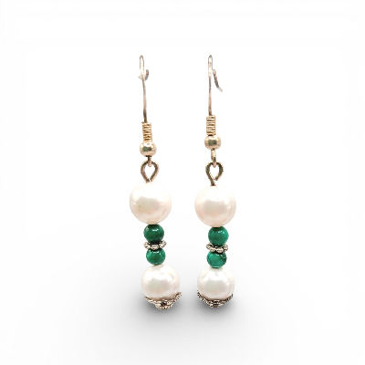 Edelstein Ohrringe mit Schellperle und grünem Malachit, handgefertigt – Green Harmony für Transformation, Schutz und innere B