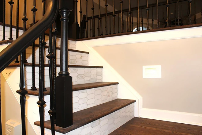 Stone picket pattern risers on stairs