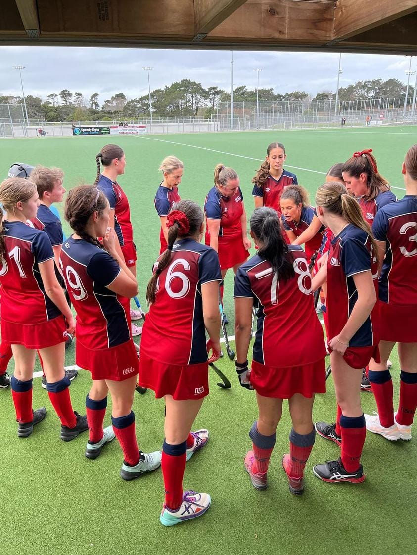 ¿Sueñas con practicar hockey en el extranjero?