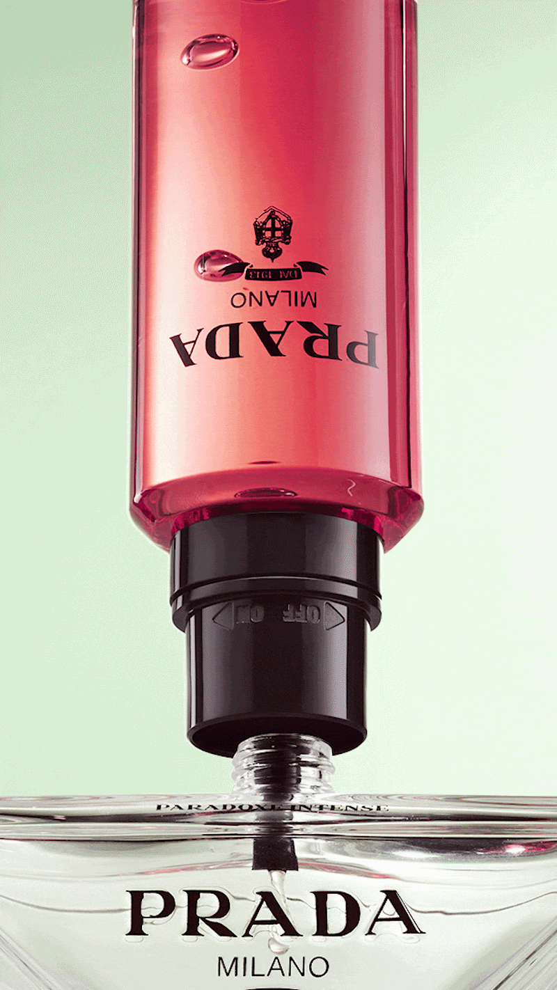 Prada_ParadoxeIntense_Refill_1_9x16_RGB_3614273961707_3614273961653-ezgif.com-optimize.gif