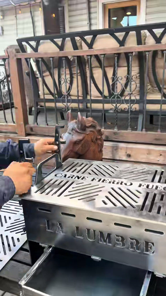 Thumbnail: EL CARBONERO