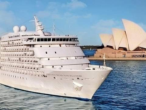 SEVEN SEAS NAVIGATOR