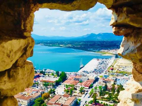 Running on Waves Segelkreuzfahrten