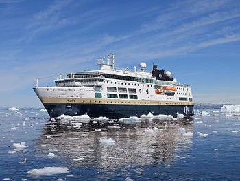 HX Hurtigruten Expeditions