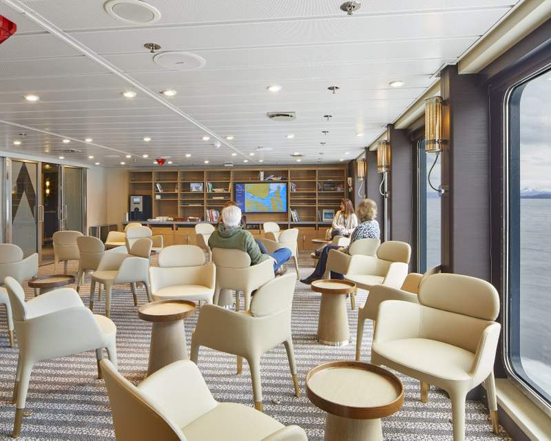 MAGELLAN EXPLORER Bibliothek