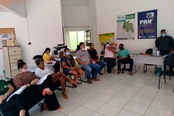 Agraer de Coxim participa de reunião com entidades que compram produtos do PNAE