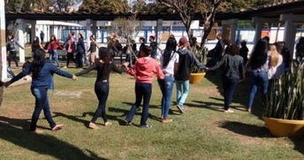 Estudantes da UFGD protestam contra fechamento de curso de Educação do Campo