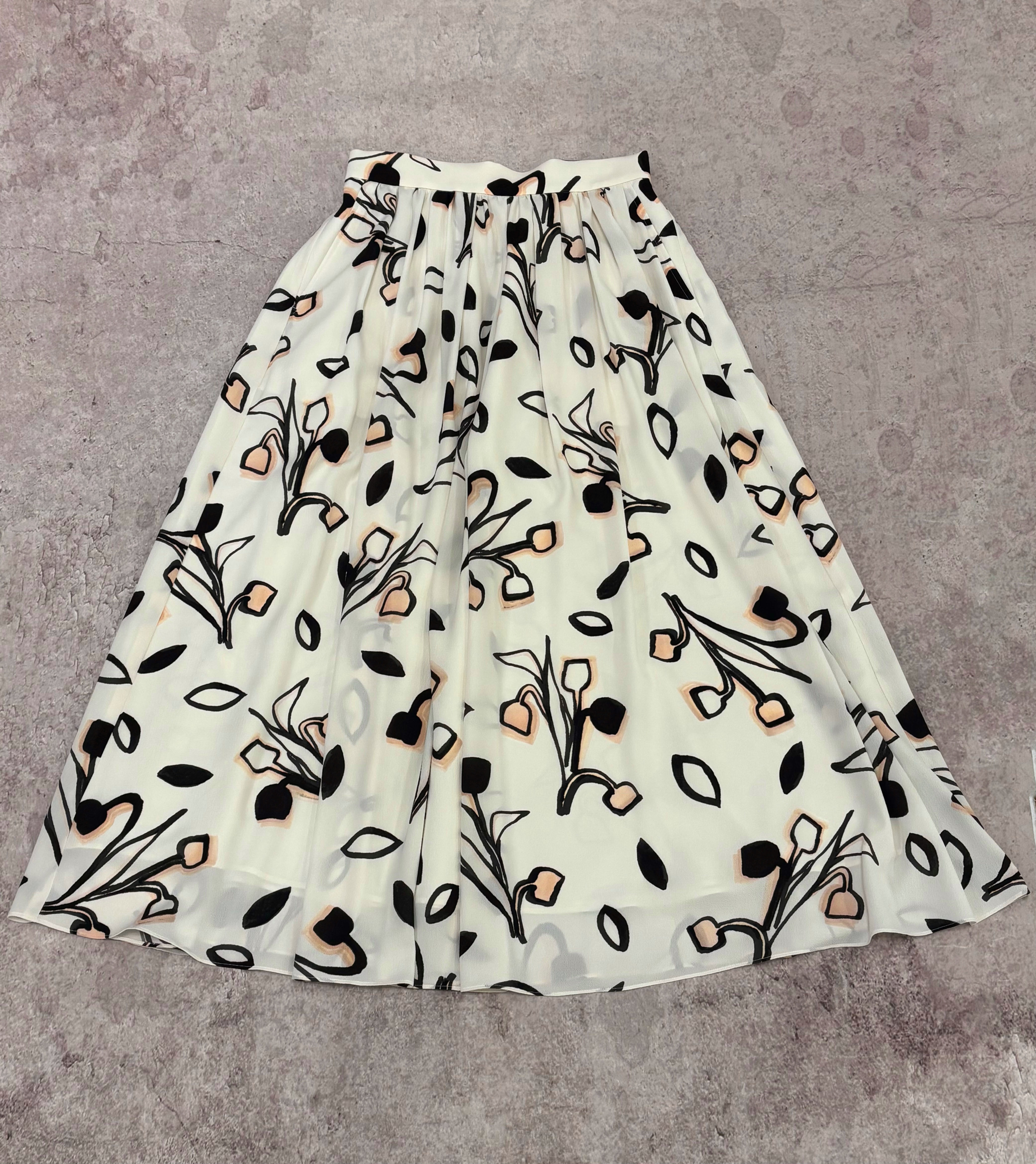 BEATING HEART スカート