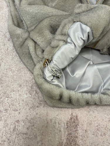 PASSIONE フェイクファー ジップアップベスト | unpluged