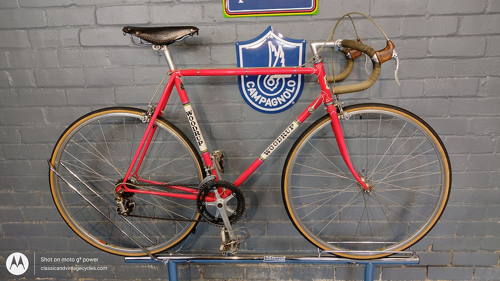 Velot Motobécane fabrication TI Reynolds 531 bicyclette course vintage Velot Motobécane fabrication TI Reynolds 531 bicyclette course vintage